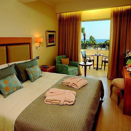 Olympic Bay Adults Only Hotel ไอยานาปา ภายนอก รูปภาพ