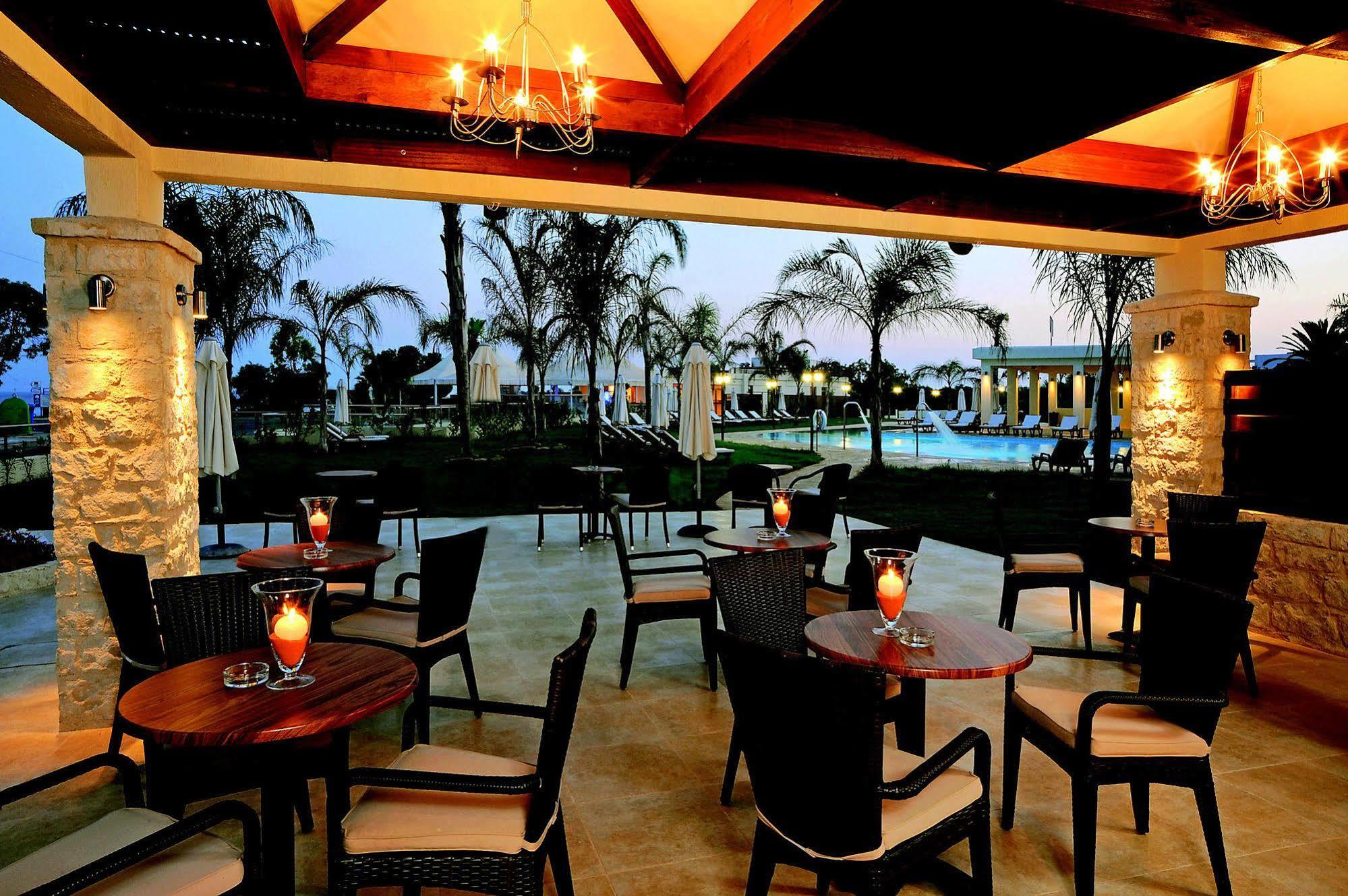 Olympic Bay Adults Only Hotel ไอยานาปา ภายนอก รูปภาพ
